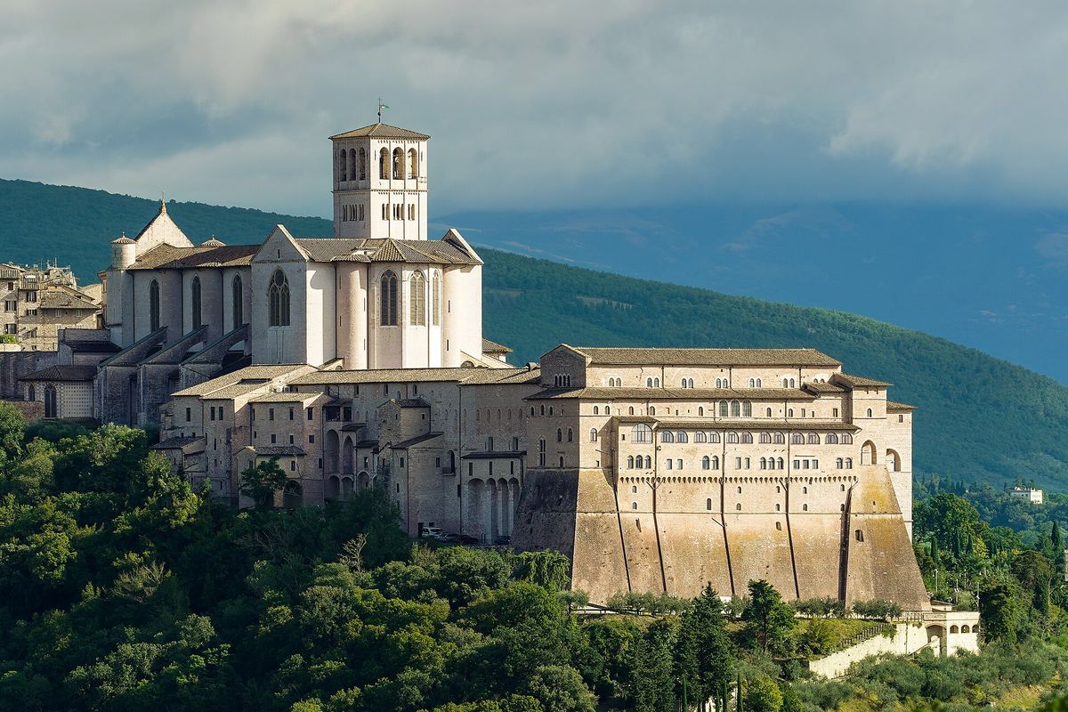 Die Ausstellung der Gebeine des Heiligen Franziskus in Assisi