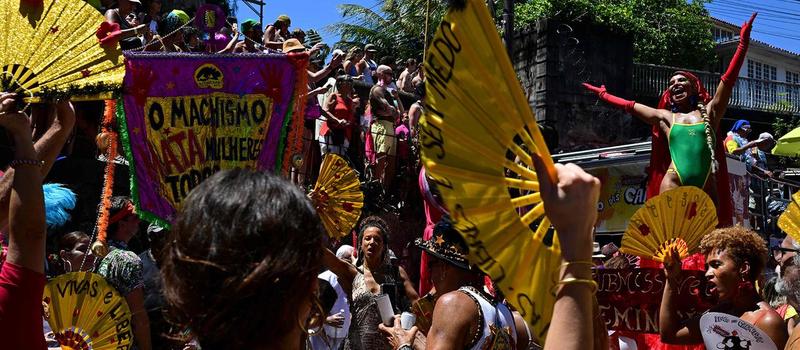 Karneval in Rio de Janeiro: Eine multifunktionale Institution zwischen ökonomischer Triebkraft, kulturellem Erbe und sozialer Transformation