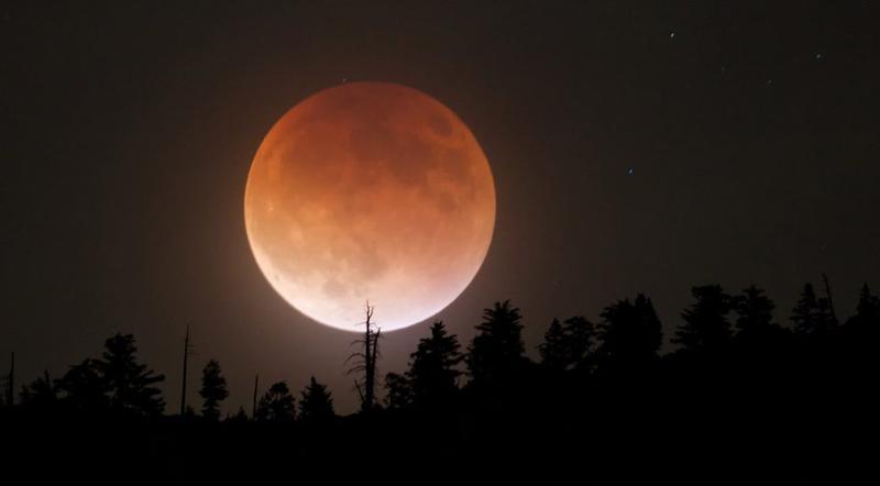 Totale Mondfinsternis: Ein Himmelsschauspiel nur für den Pazifikraum