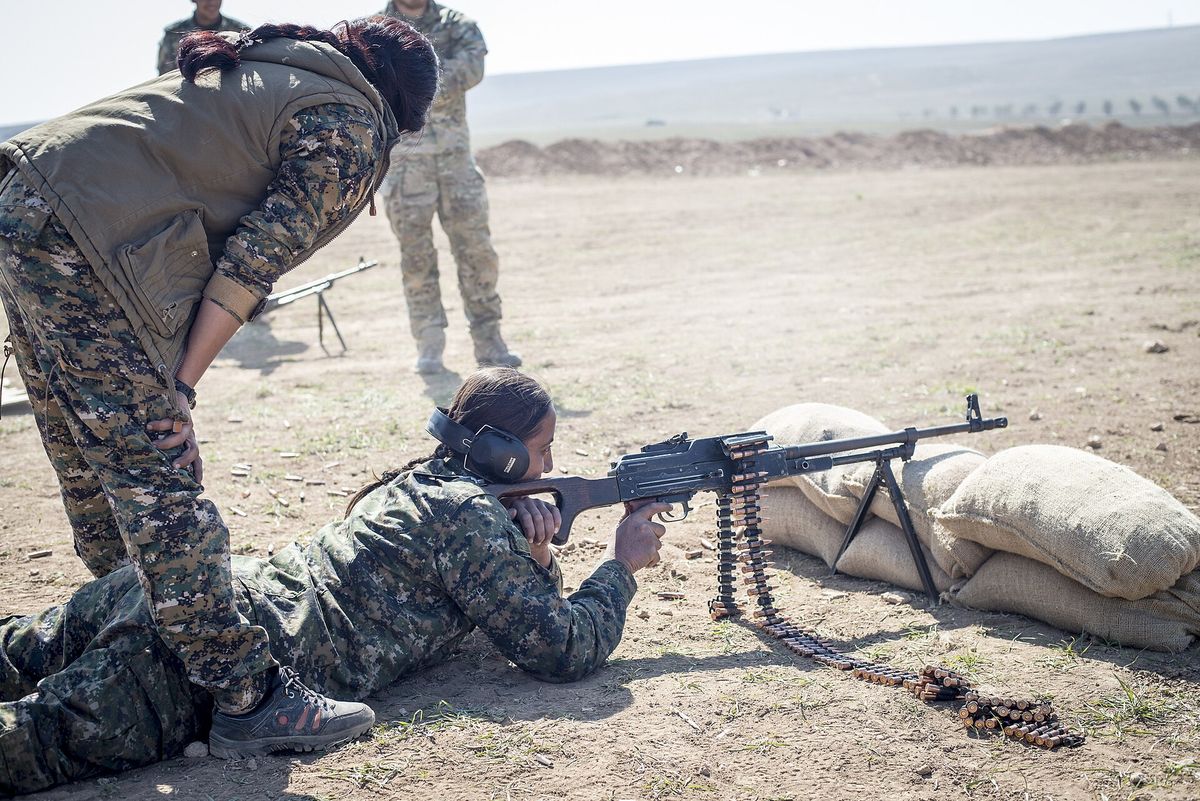 Frauen in Syrien: Zwischen Hoffnung und rechtlichen Hindernissen
